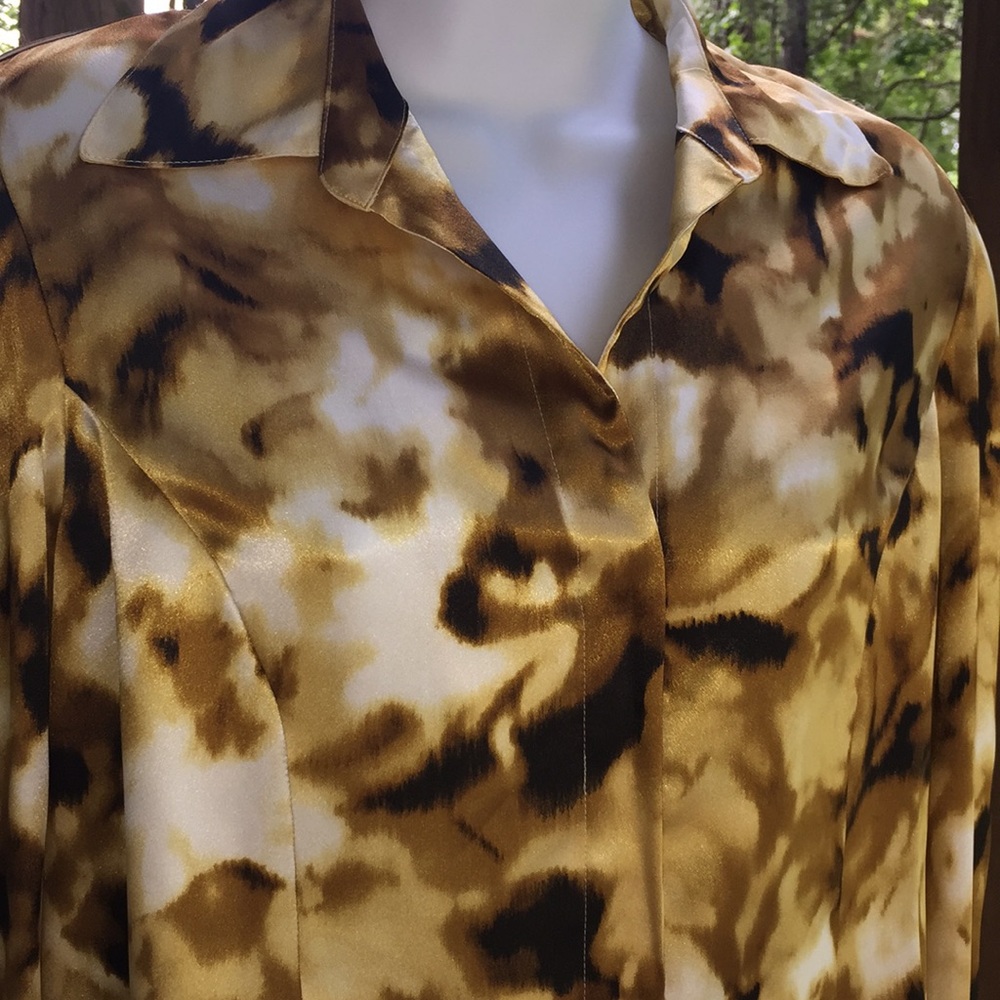 Jones New York  animal print abstract blouse